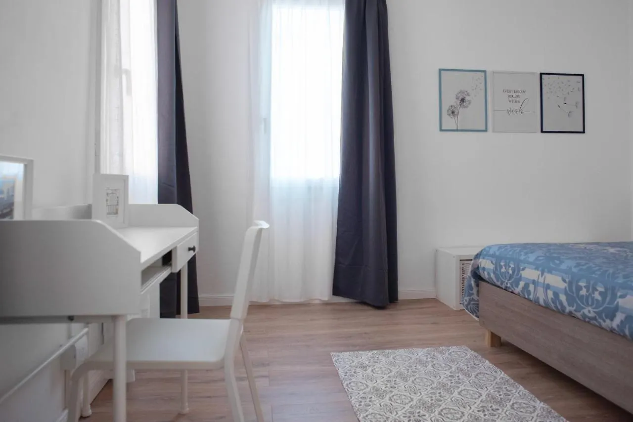 Apartment Casa Carlotta Al Portello, Vicino Al Centro E All'Ospedale Padova
