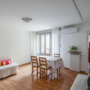  Appartamento - Piazza Dei Signori Flats